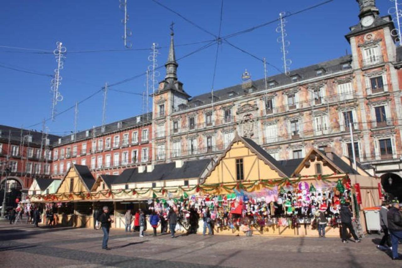 Apartamento Plaza Mayor Attic En Madrid Exterior photo