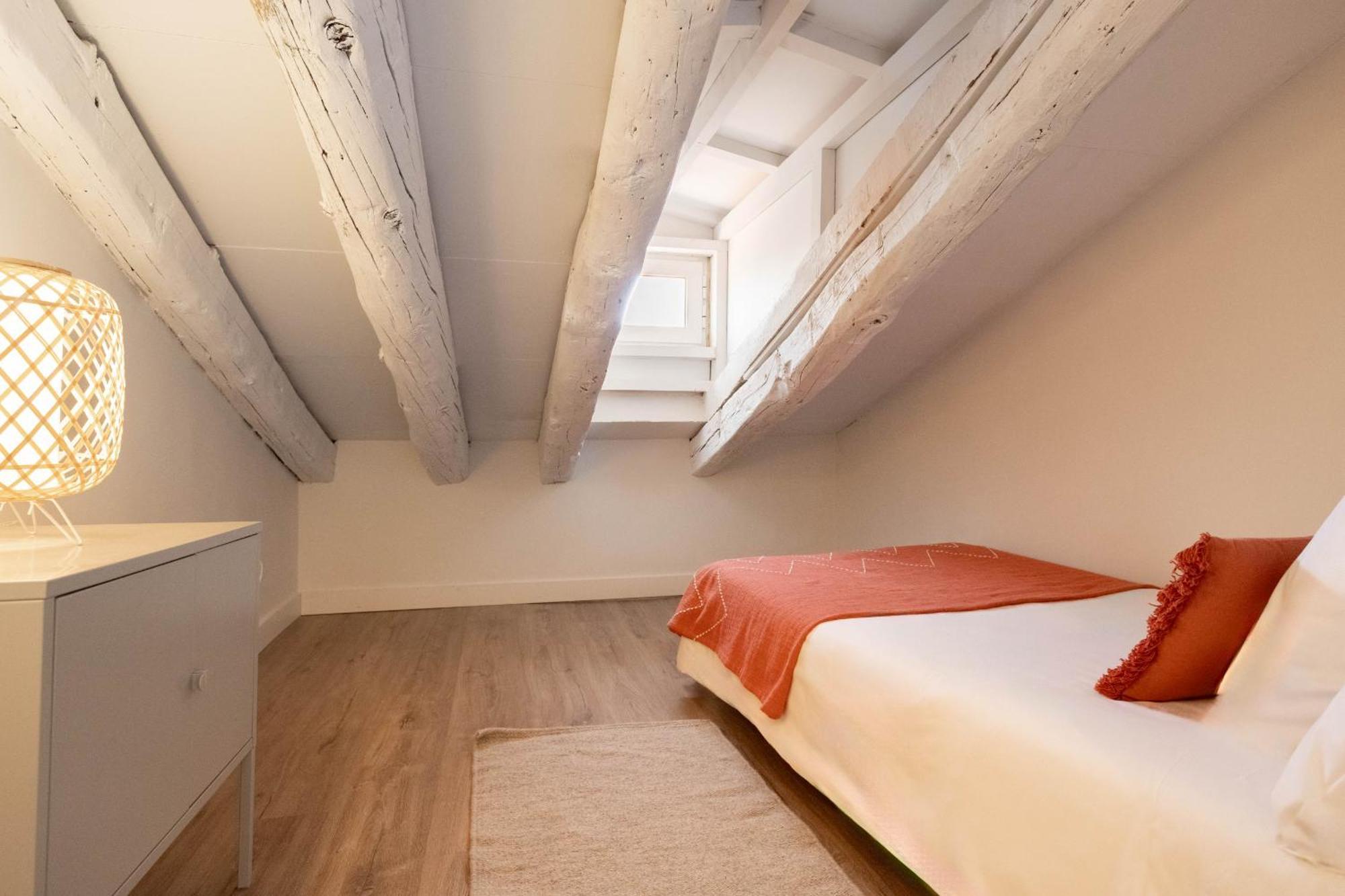 Apartamento Plaza Mayor Attic En Madrid Exterior photo
